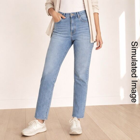 Abercrombie & Fitch Denim - Abercrombie & Fitch The Mom High Rise Jeans Curve Love Womens 31/12S Light Wash